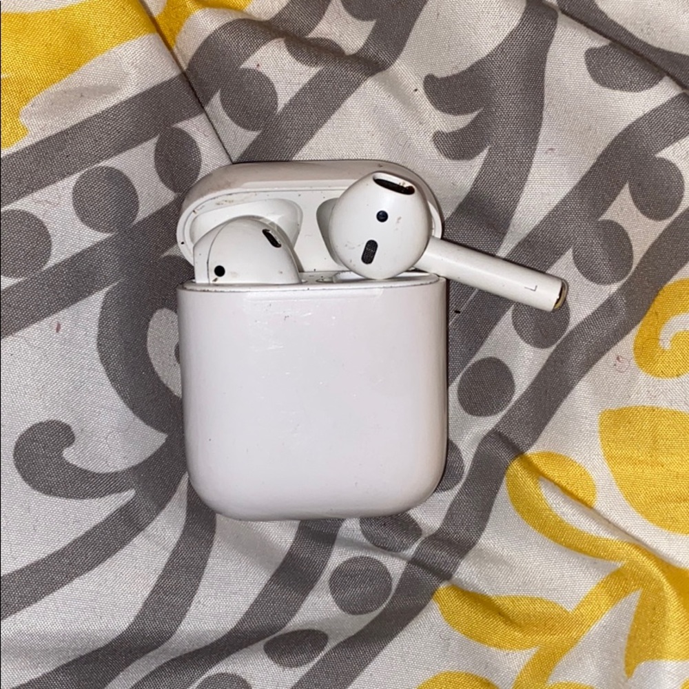Air pods
